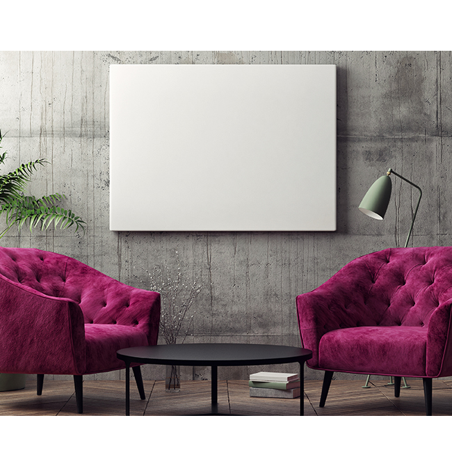 Wohnzimmer mit lila Stühlen